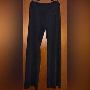 NWT Gymshark CROSSOVER FLARED LEGGINGS